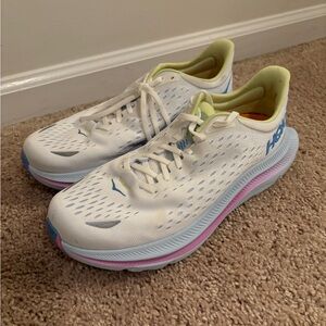 Hoka Kawana shoe